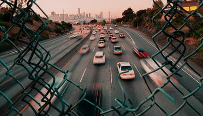 陈鹤提议晏诗晴做封面,周谦却反对,你怎么看?